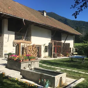 gite-des-sources-darvey.hotels-rhonealpes.com/
